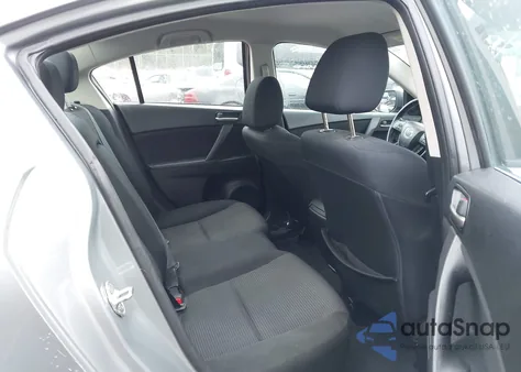 2012 Mazda Mazda3 I Touring z USA, uszkodzony, nr VIN JM1BL1V82C1543806